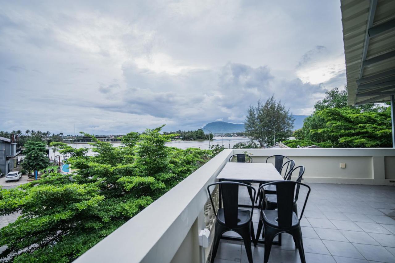 โรงแรมเอ็มเอเคเค กำปอต ภายนอก รูปภาพ