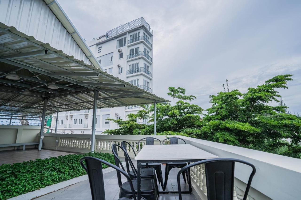 โรงแรมเอ็มเอเคเค กำปอต ภายนอก รูปภาพ