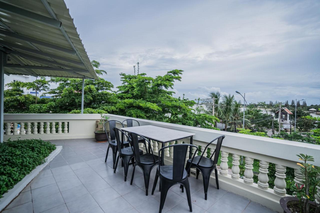 โรงแรมเอ็มเอเคเค กำปอต ภายนอก รูปภาพ